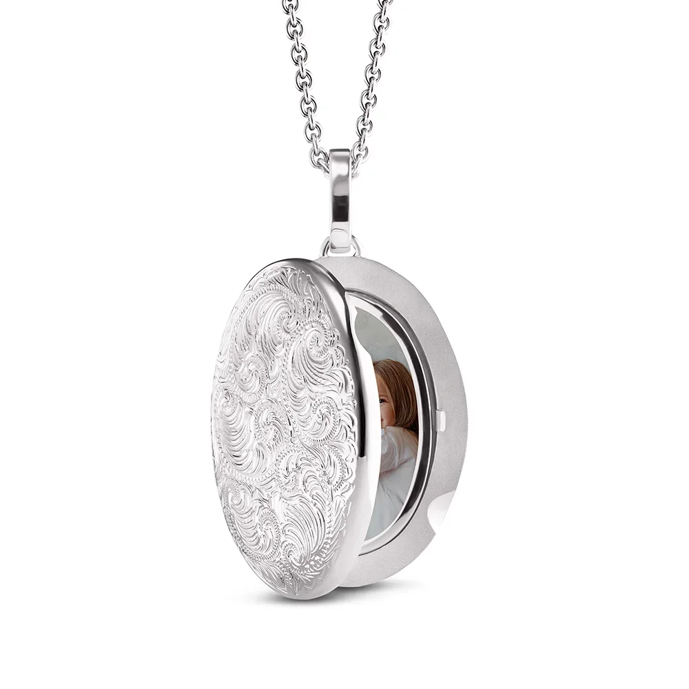 【HYERES LOR】23FW★ Name Locket Necklace The Neck – LOR AINÉ 1986