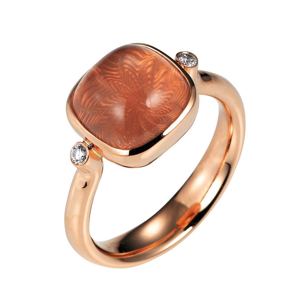 Gold Ring mit pfirsichfarbenem Edelstein auf guillochierter Fläche mit Diamanten