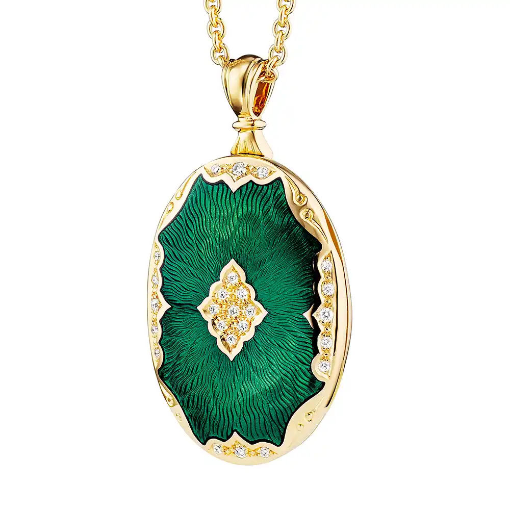 Ovales Medaillon-Collier in Gelbgold, grün lackiert mit Brilllanten bestezt