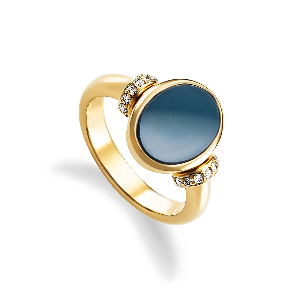 Oval signet ring yellow gold blue gemstone, diamonds