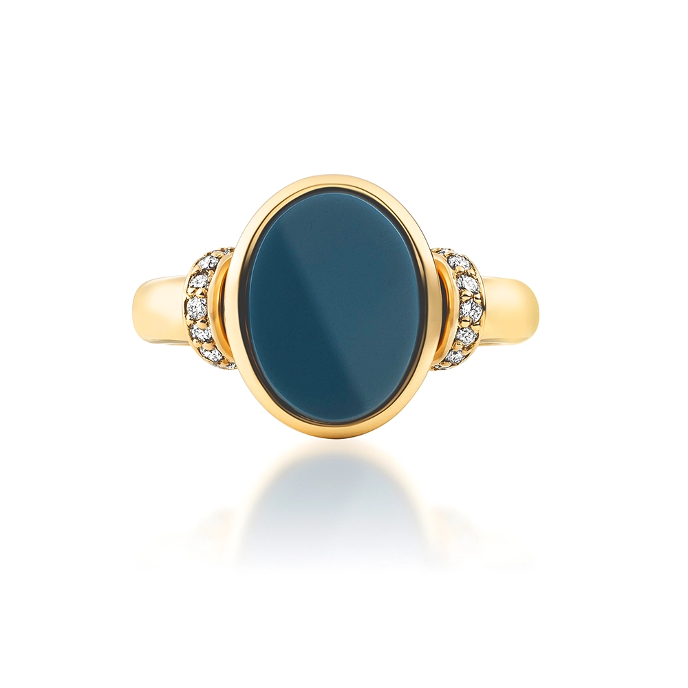 Oval signet ring yellow gold blue gemstone, diamonds