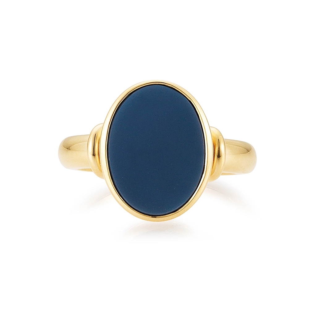 Oval signet ring yellow gold blue gemstone