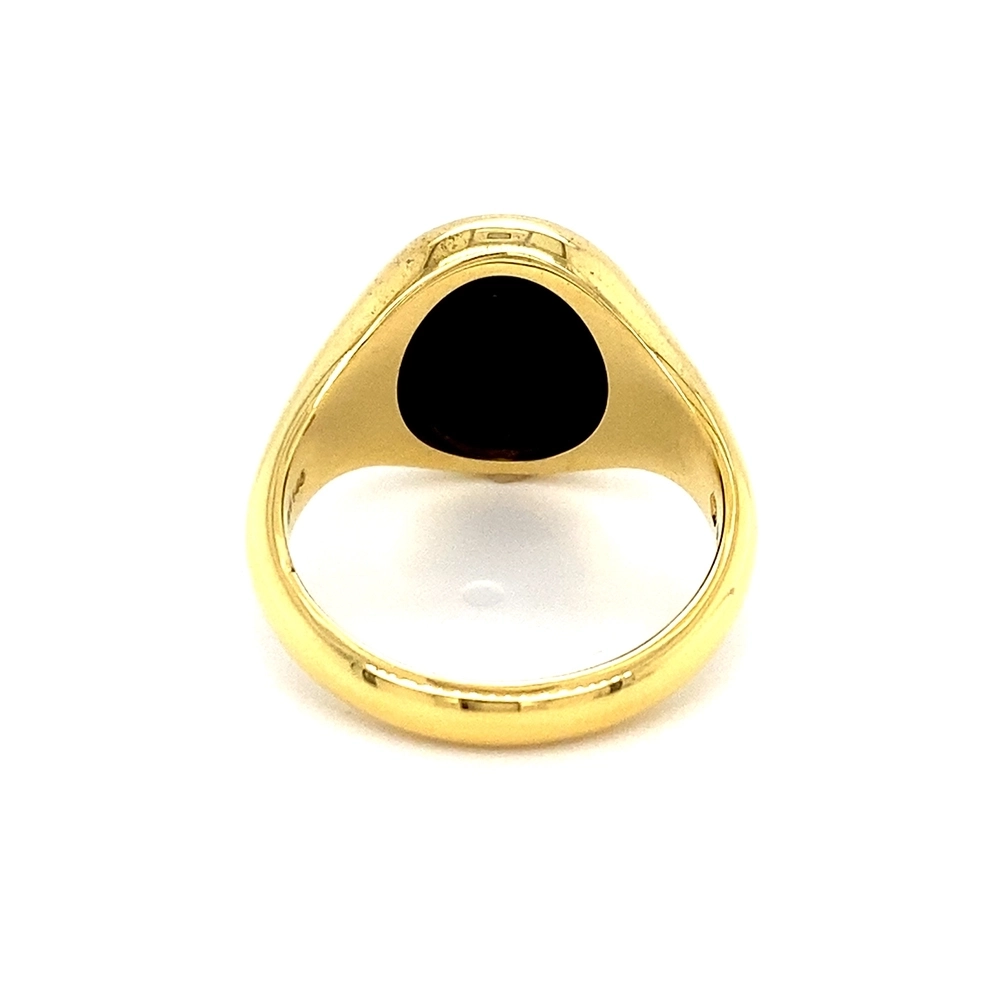 Siegelring aus Gelbgold mit ovalem und blauem Edelstein