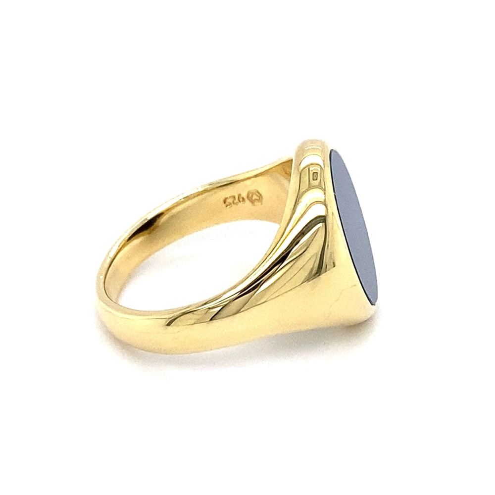 Siegelring aus Gelbgold mit ovalem und blauem Edelstein