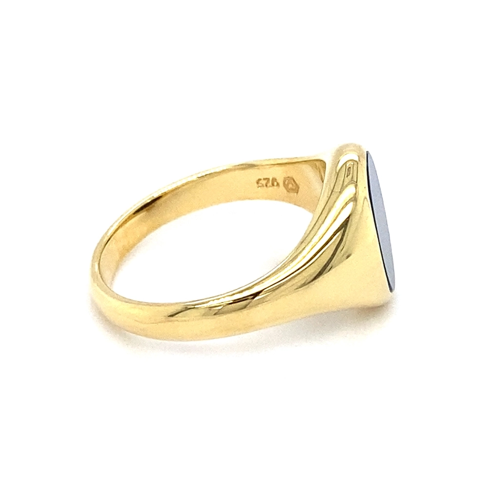 Siegelring aus Gelbgold mit ovalem und blauem Edelstein