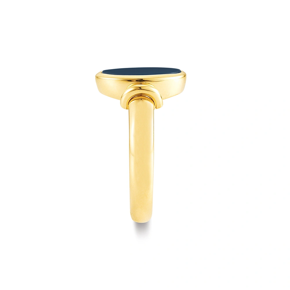 Yellow gold layered onyx Signet ring