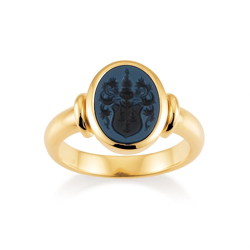 Oval crest ring yellow gold blue gemstone coat of arms engraving