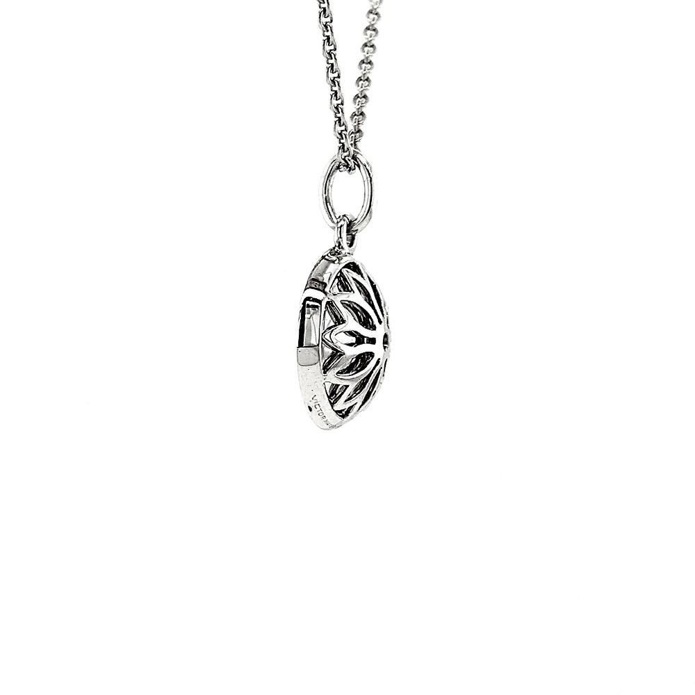 Runder Anhänger Trance aus Weißgold mit konkav gewölbter tahitigrauer Feueremaille über Windmühlen Guilloché und feinem Brillantkranz, Durchmesser 12,5 mm.