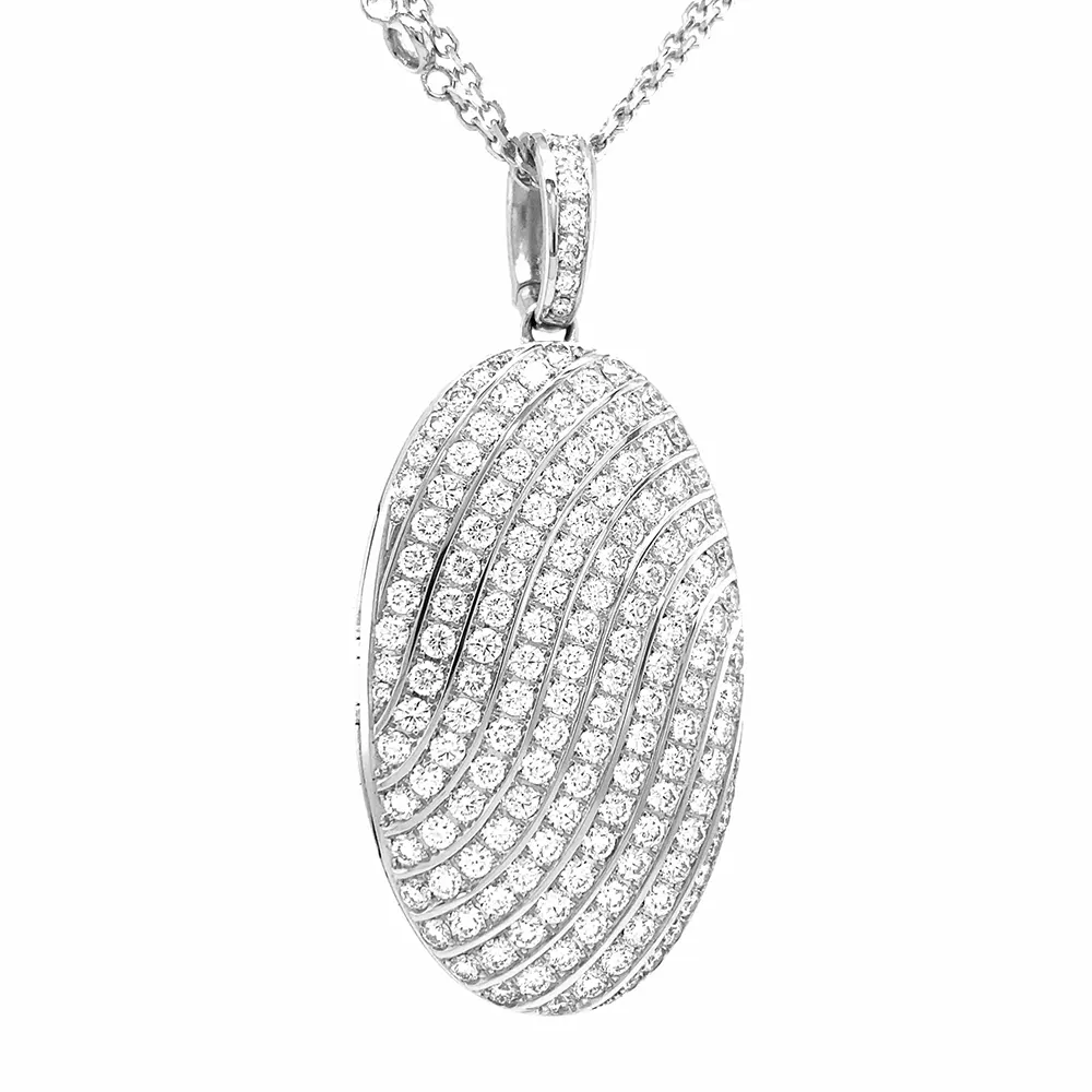 Medaillon aus Weißgold mit Brillanten