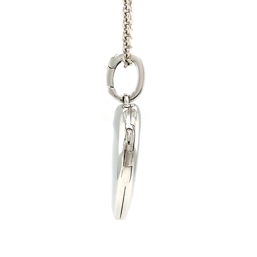 Herzförmiges Medaillon-Collier in Weißgold